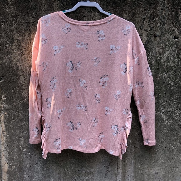 LC Lauren Conrad Pink Floral Top - Picture 9 of 10